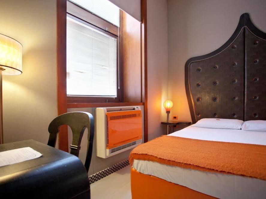 רומא Orange Hotel מראה חיצוני תמונה